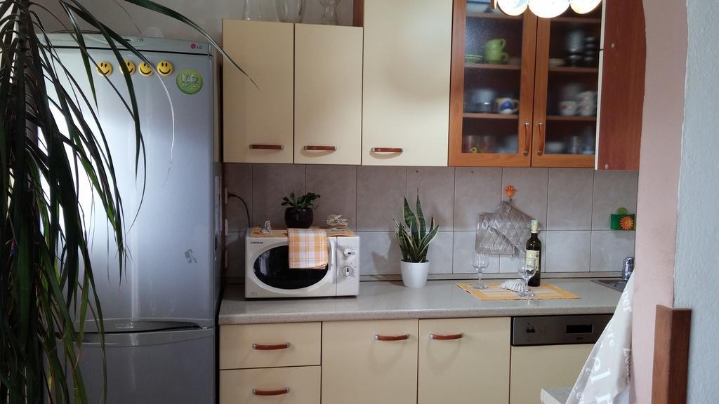 Apartment Lala With Balcony Kaštela Εξωτερικό φωτογραφία